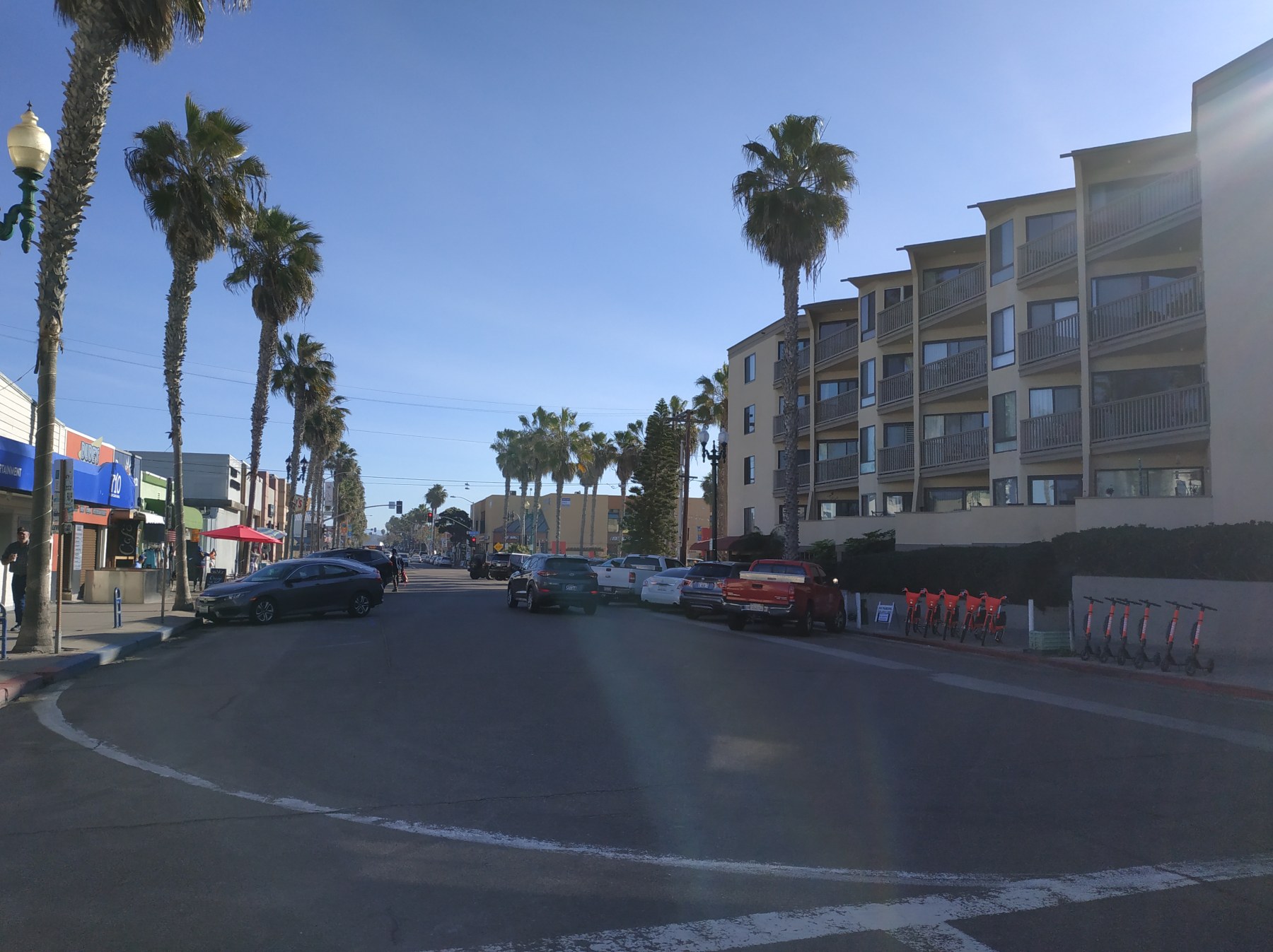 Roadtrip USA 2019 - Rue animée de San Clemente, Californie