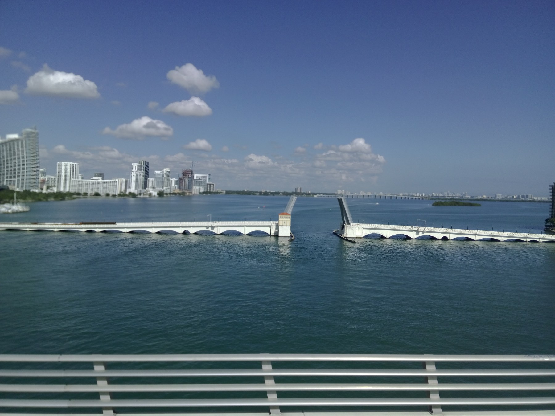 MacArthur Causeway, Miami