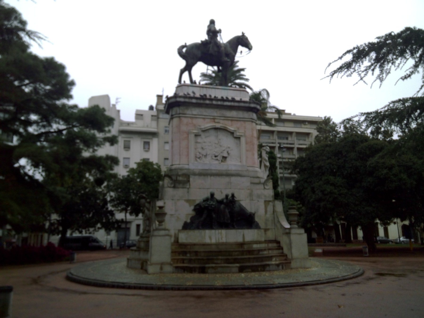 Mar del Plata, Argentina - Monument équestre à Montevideo