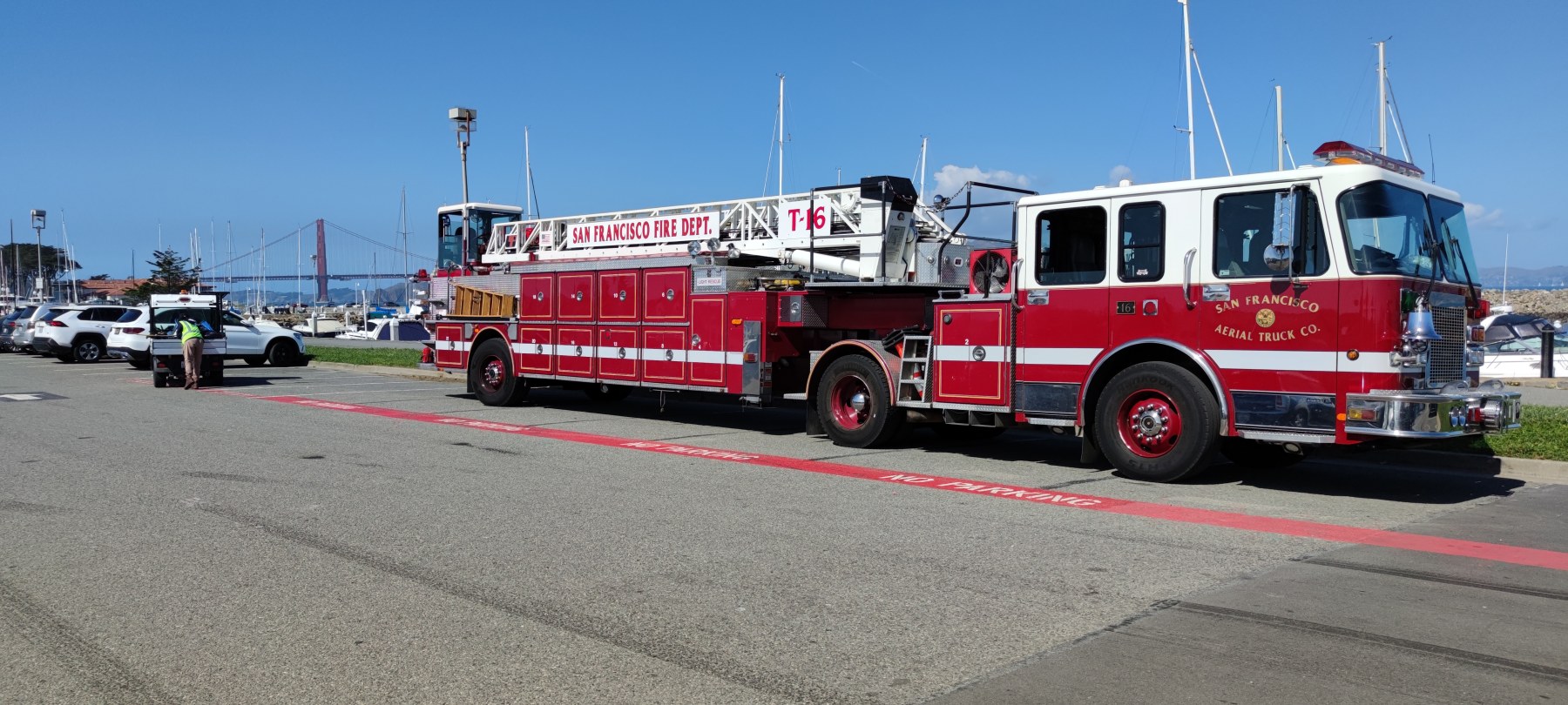 Camion de pompiers à Marina Blvd, San Francisco