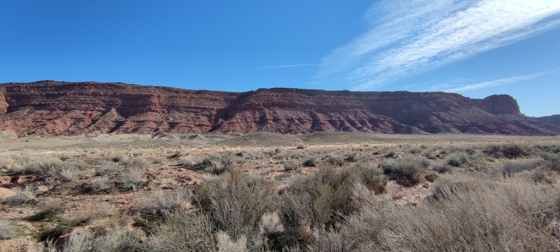 Route 163, désert roux, Californie