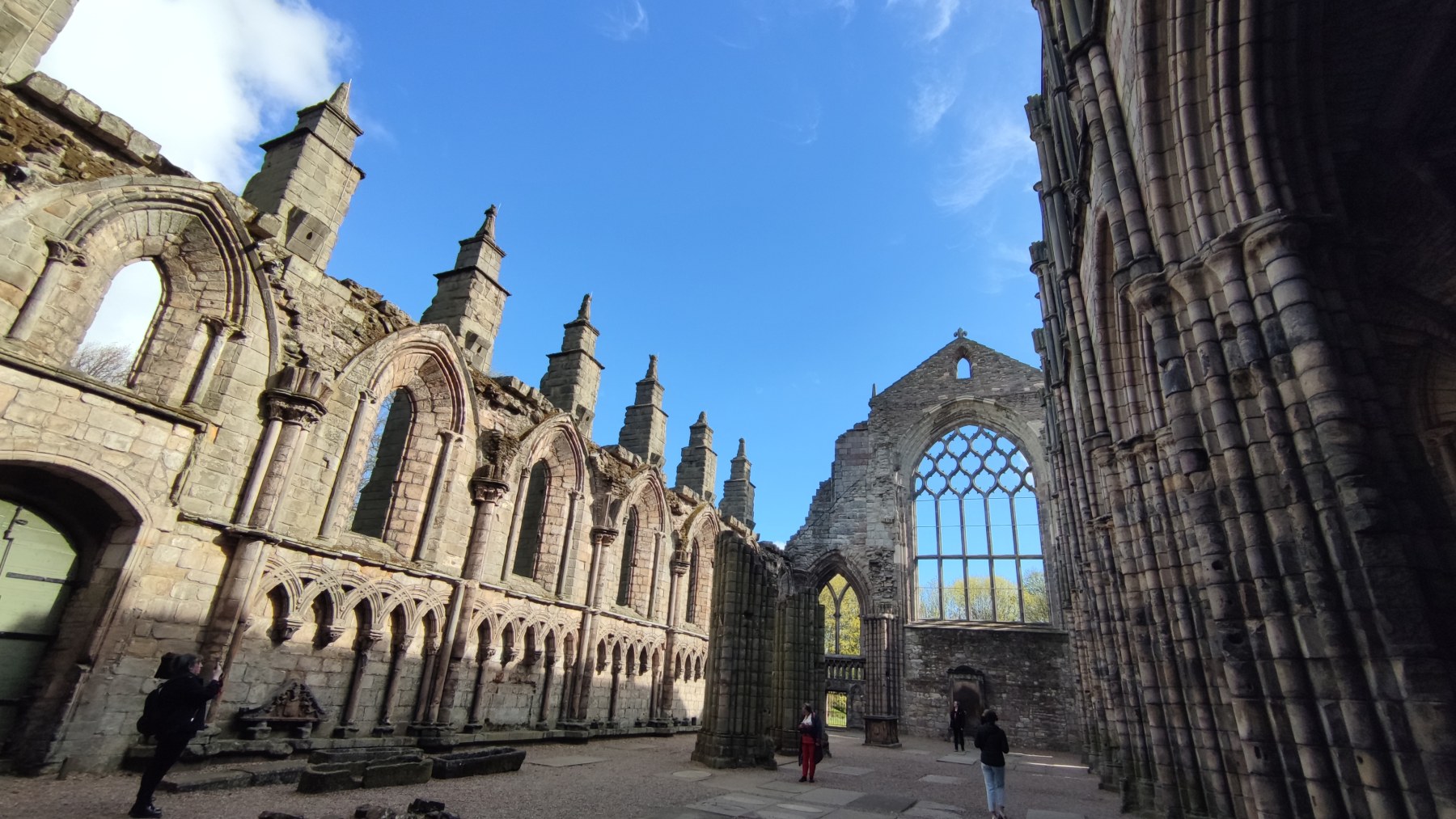 Ruines de Holyroodhouse, Édimbourg