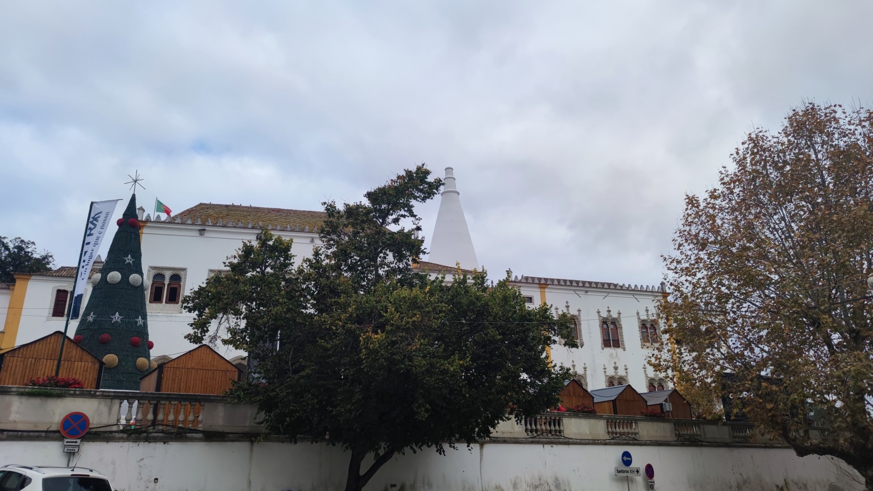 Palais de Sintra sous les nuages