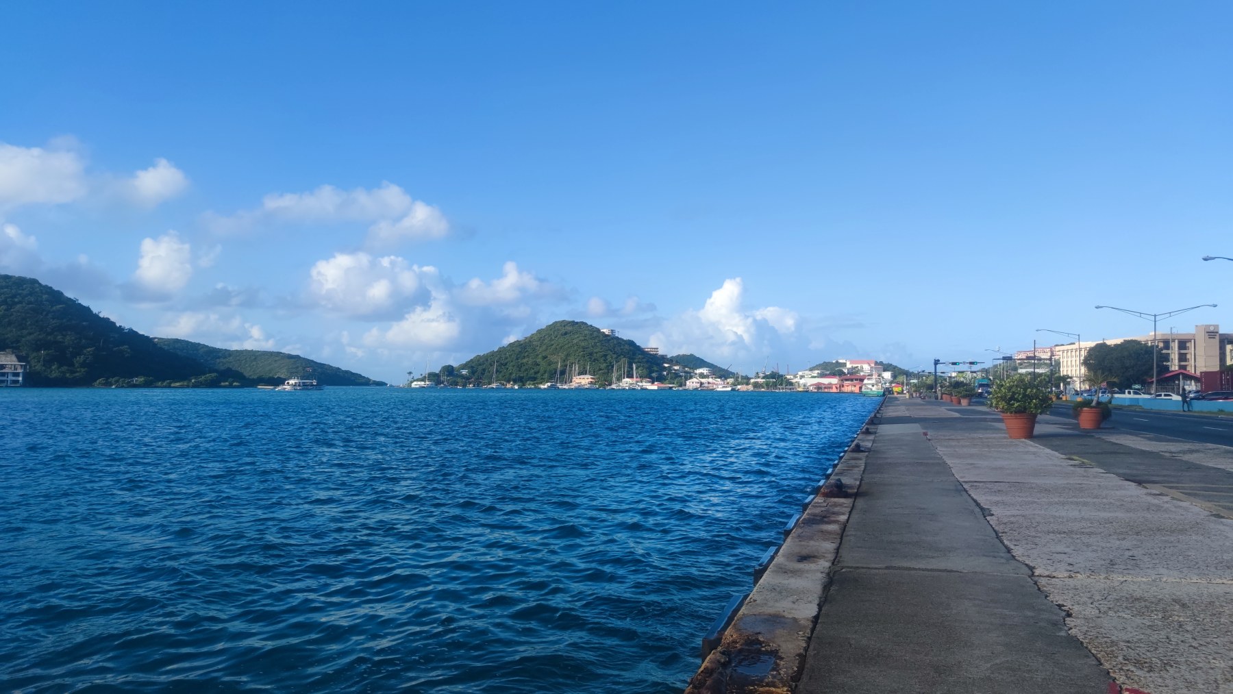 Vue de Philipsburg depuis le quai