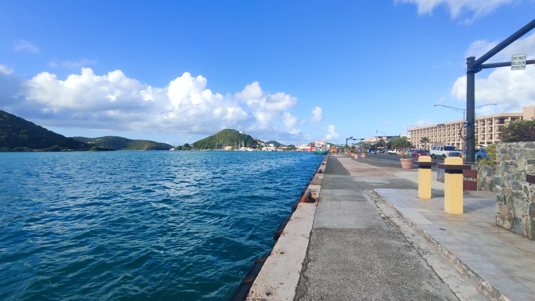 Vue de Philipsburg, Saint-Martin