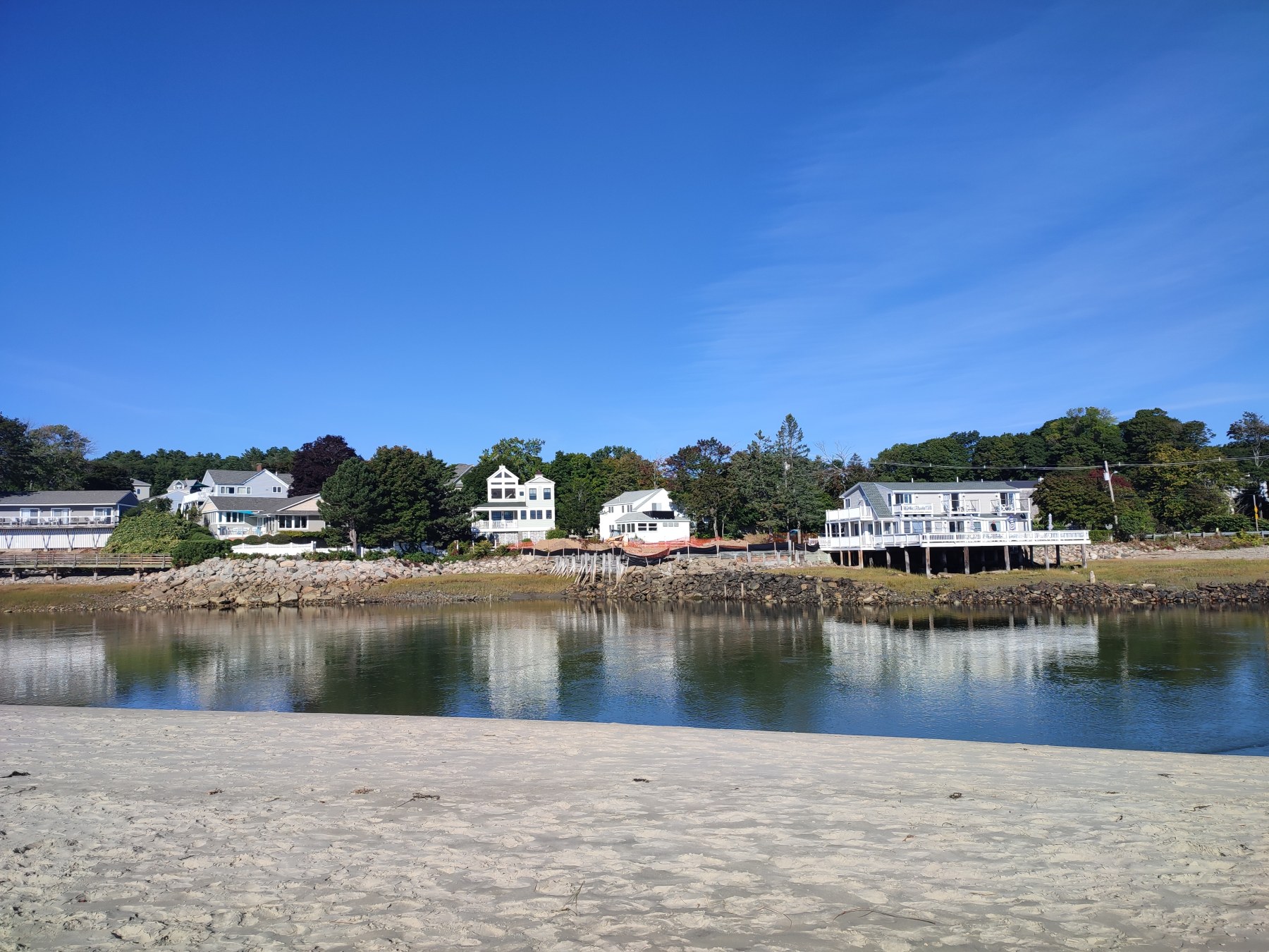 Plage tranquille à Newport