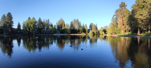 Northwest Riverside Boulevard, Bend