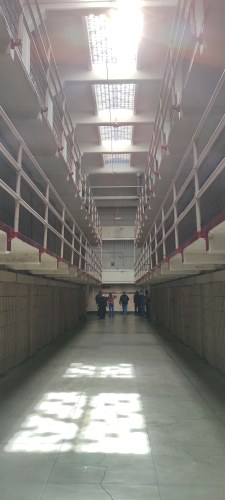 Cellule de la prison d'Alcatraz, Californie Cellule de la prison d'Alcatraz, Californie