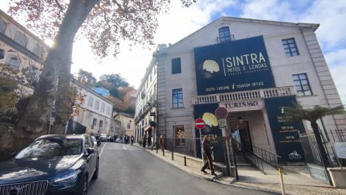 Cascais, Portugal - Entrée du centre touristique de Sintra