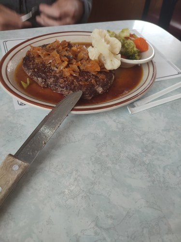 SR 9, Howe - Steak à l'ail et au vin SR 9, Howe - Steak à l'ail et au vin