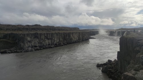 Gullfoss, cascade majestueuse en Islande Gullfoss, cascade majestueuse en Islande