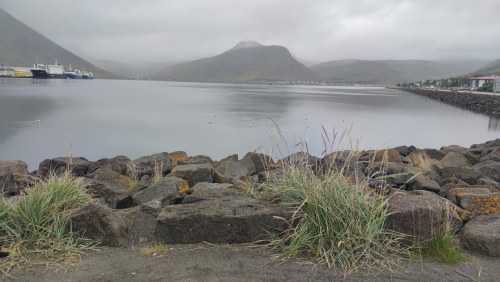Port de l'Islande sous nuages Port de l'Islande sous nuages