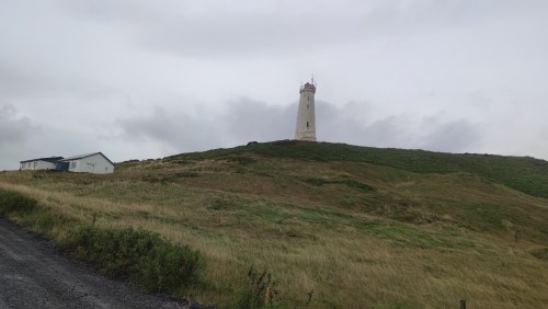 Phare d'Islande sous nuages Phare d'Islande sous nuages